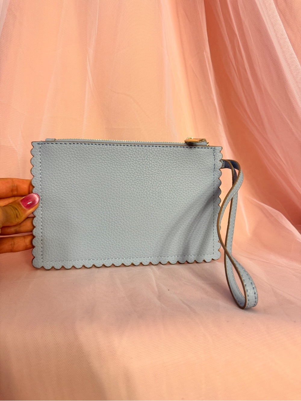 👝Nanette Lepore Blue Pebbled GinghamWristlet w Wrist Strap Gold Hardware - Picture 2 of 5